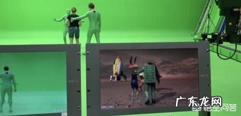 女生看到肌肉男是什么反应