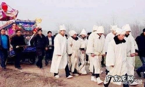 农村葬礼上,披麻戴孝,这披麻是啥讲究有何出处