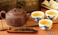 喝茶时并且服用药物时，需要注意哪些事项