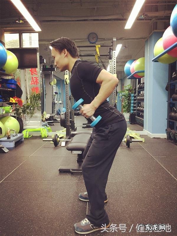 天气变冷了，在家里可以做什么样减脂的运动