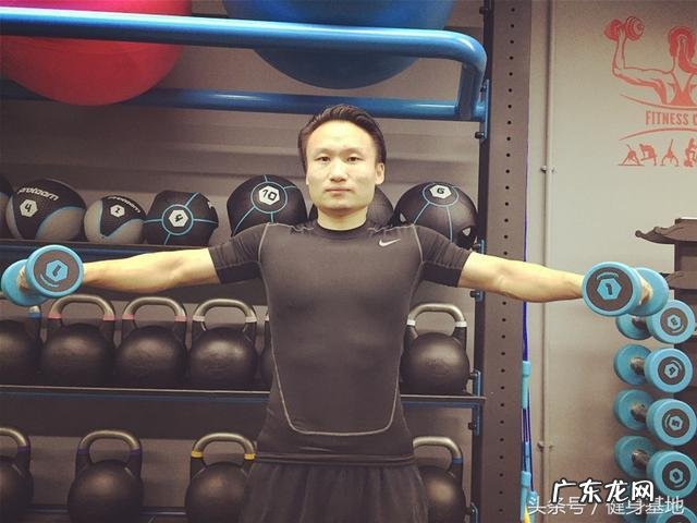 天气变冷了，在家里可以做什么样减脂的运动