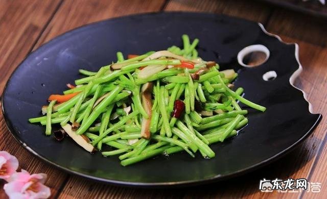 从营养学角度来看，血糖高的人适合吃什么菜怎么煮比较好