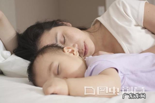 为什么说会哭会闹的孩子有糖吃