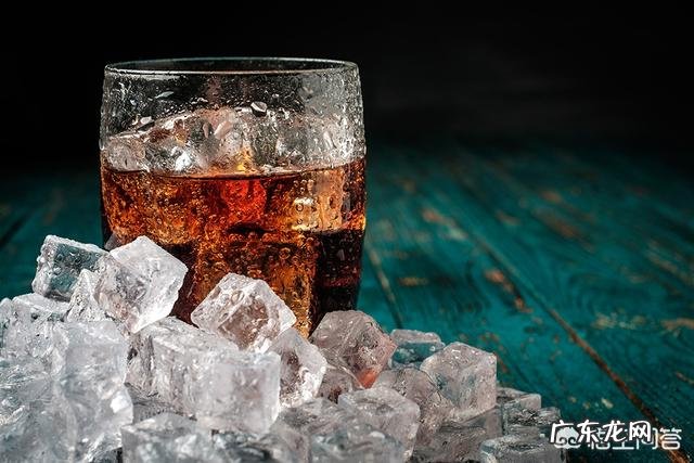 女孩子大臂上的脂肪应该怎么减