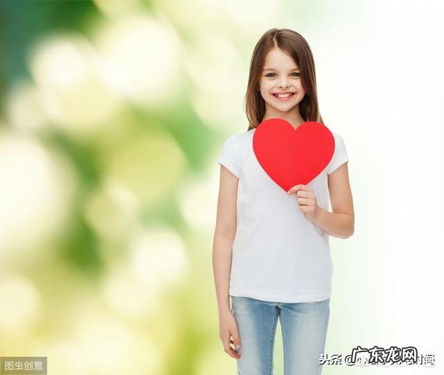 孩子13岁读初一，宁死不愿意上学，怎么办