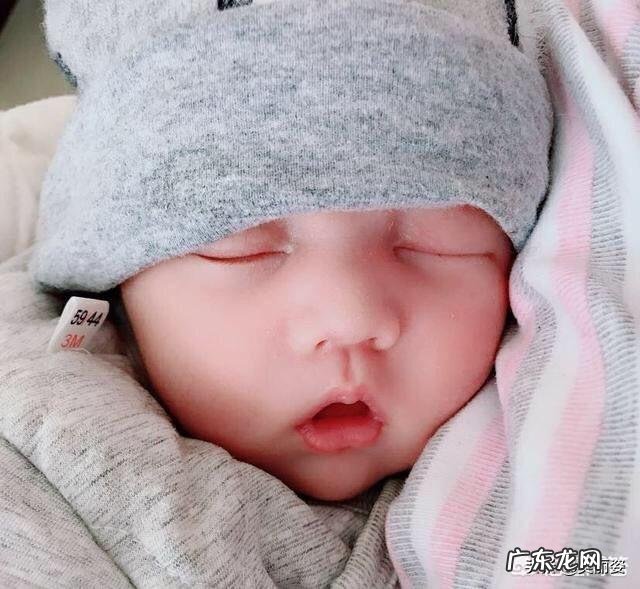 产后第几天可以不用带帽子了,我40天了还在带帽子