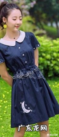 45岁女性，身高153厘米，体重60公斤，适合穿什么衣服好看