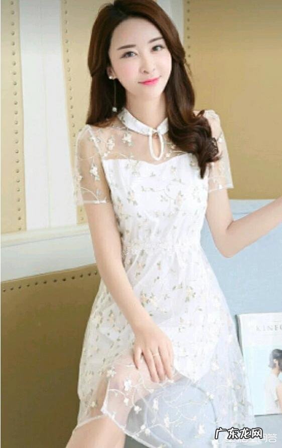 45岁女性，身高153厘米，体重60公斤，适合穿什么衣服好看