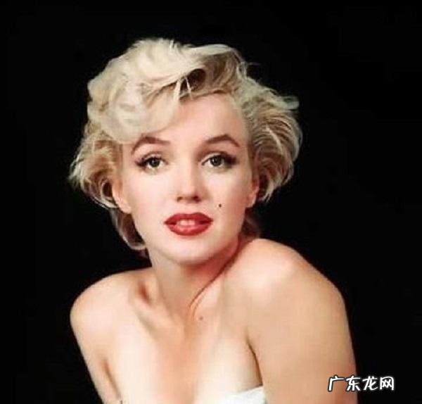 牛油果绿T恤配什么颜色短裤好看