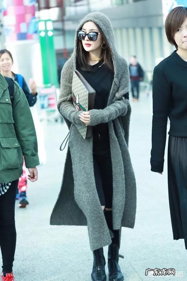 杨幂机场街拍太赞,是时尚感太高还是太时髦