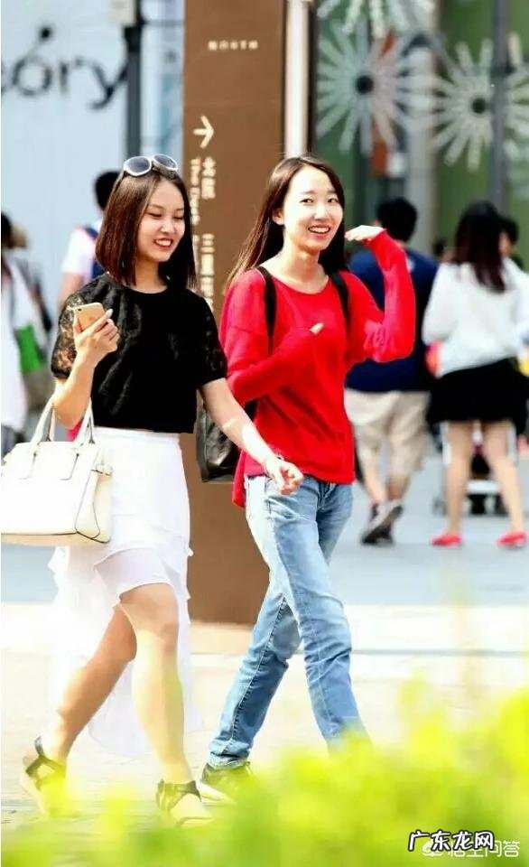 街拍模特,你会选择哪些小道具