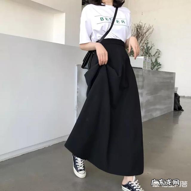 脸小上身丰满胯宽腿粗怎么穿衣比较好