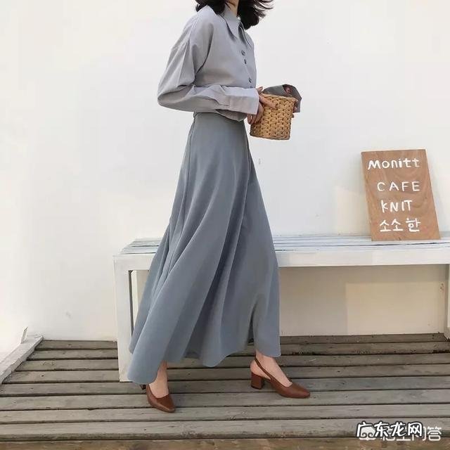 脸小上身丰满胯宽腿粗怎么穿衣比较好