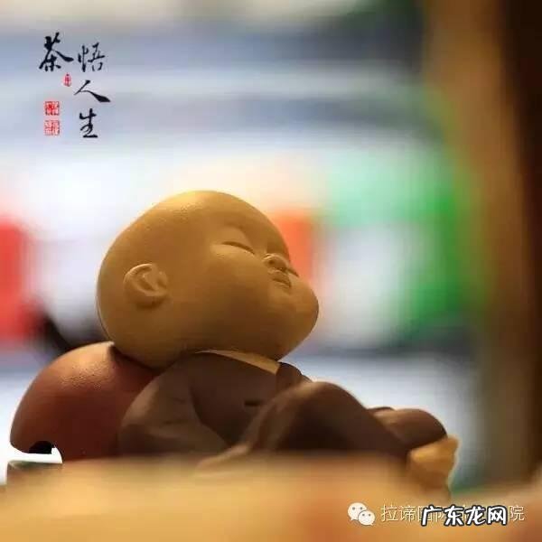 请问腹式呼吸的时候应该放松肚子还是腹部收紧呢