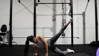 怎么在家里练出马甲线和翘臀