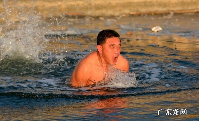 冬天用凉水洗澡有什么好处