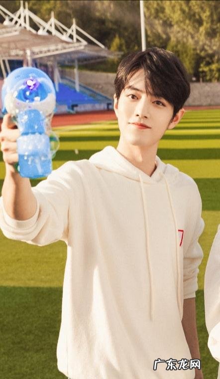 有没有陪肖战很多年的小飞侠可以讲一下他和《小王子》的渊源吗