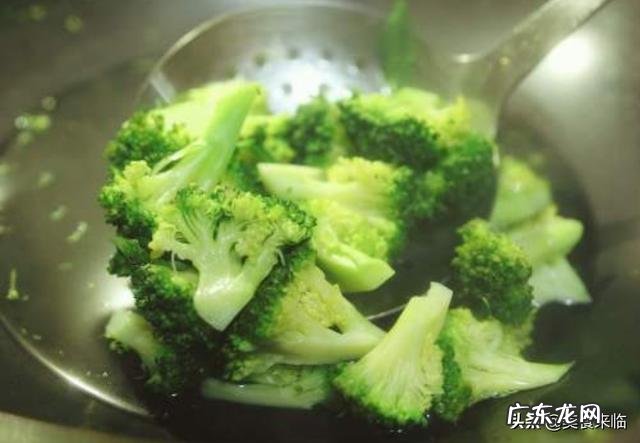 西兰花怎样做给10个月宝宝吃