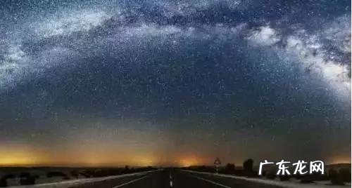 中国沙漠无人区里的高速,竟然比美国66号公路还美,你知道吗