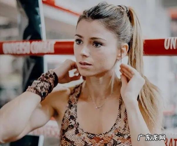 东京奥运首战女排大比分输给土耳其,原因何在