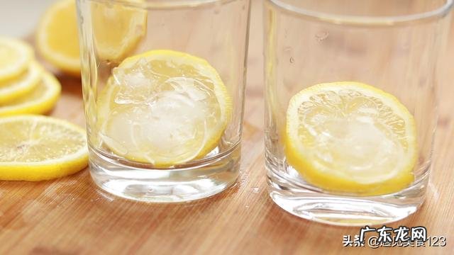谁有在家做柠檬冰红茶的方法