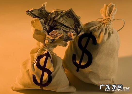 牛仔蓝衬衫怎么搭配更好看