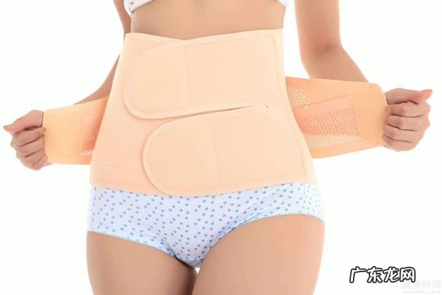 产后宝妈用束腹带好还是瘦身衣好