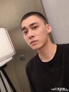 张科峰已经很有钱，为什么项思醒还要到处偷，她到底为了什么呢