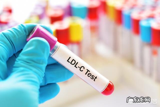 胆固醇偏高,是怎么导致冠心病的