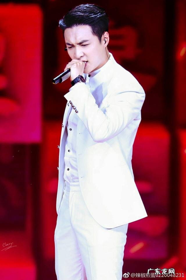 你觉得娱乐圈有哪些明星充满了正能量