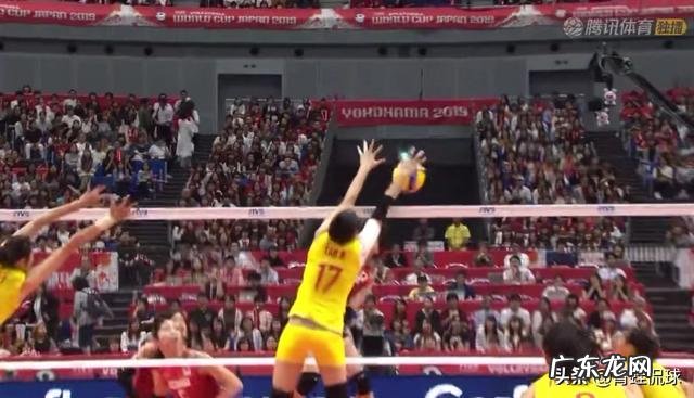 中国女排3:0打残日本女排,第二局25:10,如何评价