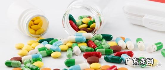 维生素B对人体有些什么帮助，缺乏维生素B人体会有些什么症状