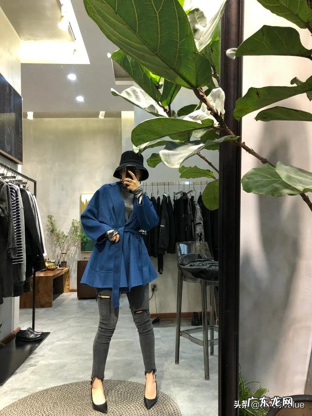 单一的服装店除了卖服装,还能卖点什么