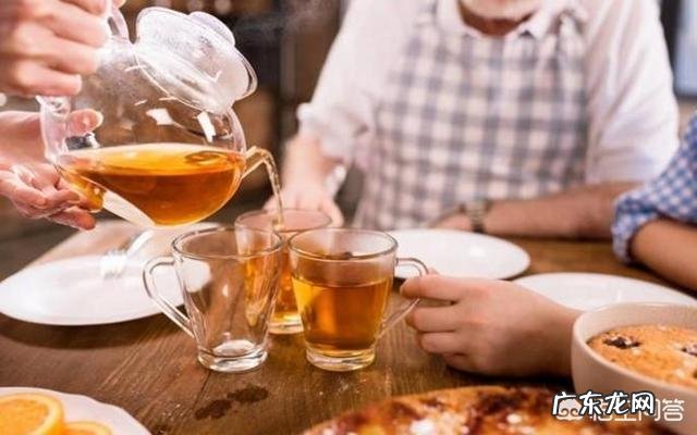 男人40岁,出现“哪4少”,说明健康值在急速下降