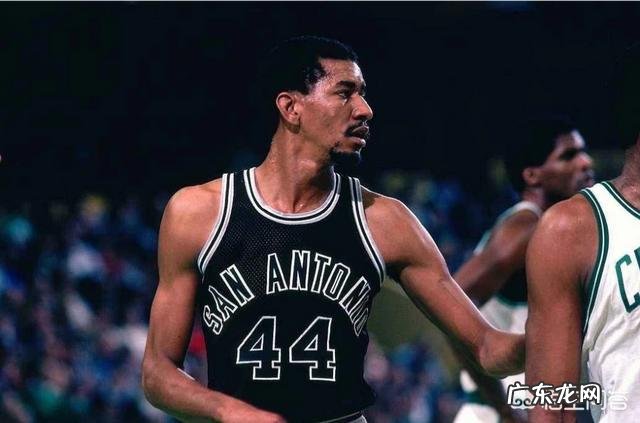 NBA历史至今,在得分后卫位置上排名前三的球员是谁