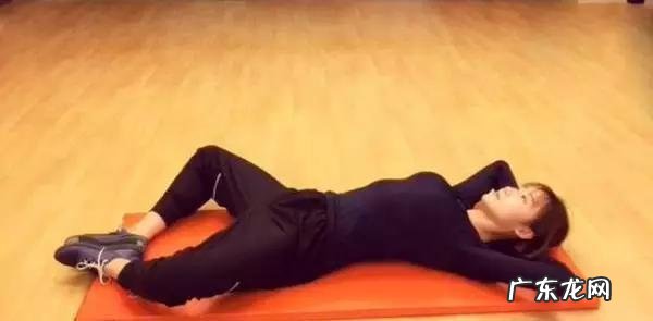 请问大腿胯宽怎么办,小时候作姿问题