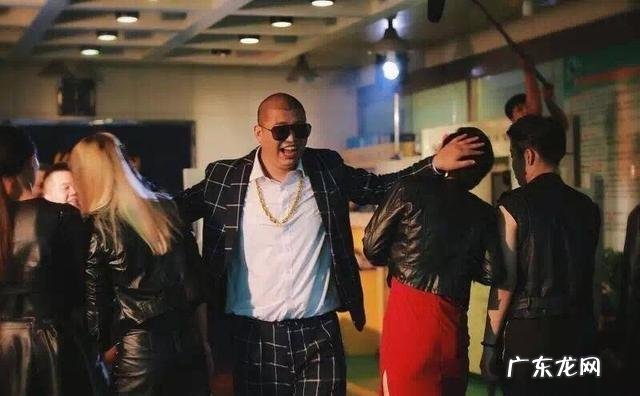 有哪些表现暗黑萝莉的绘画