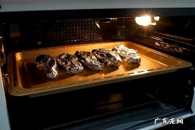 肉食爱好者必看!6道简单又有趣的烤箱食谱,零失败一看就会