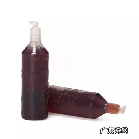 藿香正气水抹到肚脐 藿香正气水蘸着放在肚脐上