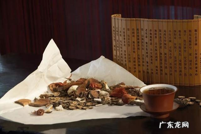 藿香正气水不为人知的妙用 过期的藿香正气水有哪些用途