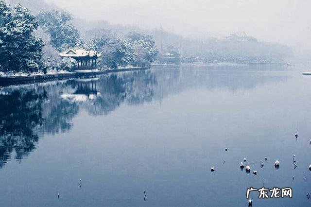 有哪些描写冬日白雪的诗词