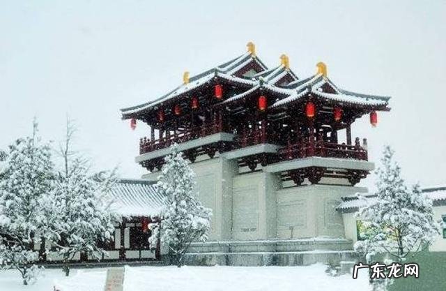 有哪些描写冬日白雪的诗词