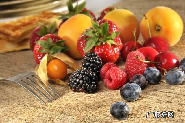 维生素c和b族维生素饭前吃好吗 维生素b餐前吃