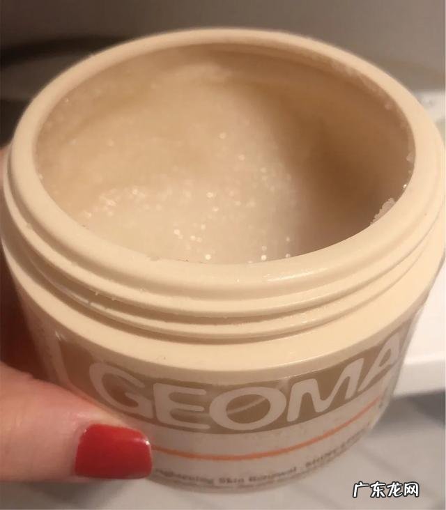 磨砂膏是“智商税”吗是不是用搓澡巾也差不多