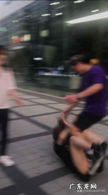 陈漫作品下的亚裔造型到底是我们不懂的审美还是有意丑化