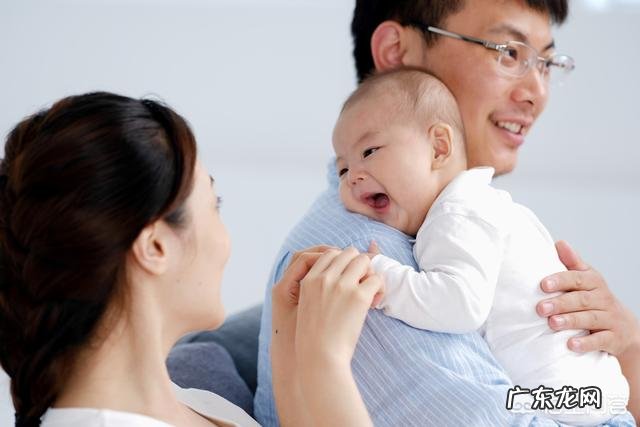 产后三个月了为啥开始掉头发了可怕!大家产后掉不掉头发怎么办呢