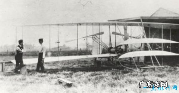 世界上最早的飞机 仅仅飞了12秒的飞行者一号