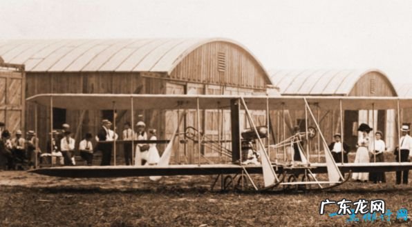 世界上最早的飞机 仅仅飞了12秒的飞行者一号