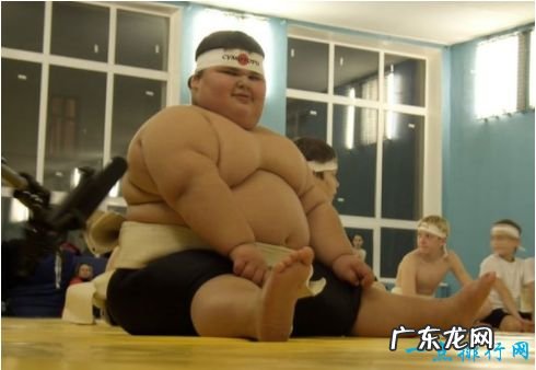 八个世界上最胖的人 最胖的体重达727公斤!