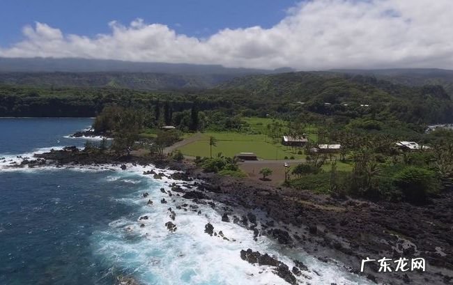 世界十大最美岛屿 让人流连忘返的旅游胜地!